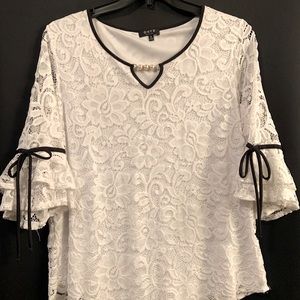 White laced blouse with pearls